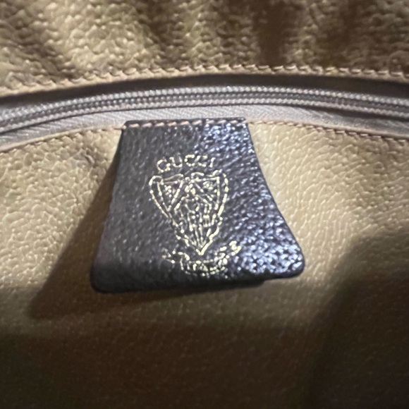 Vintage Gucci Purse - Picture 15 of 17